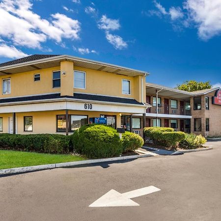 Red Carpet Inn Edison Exterior photo
